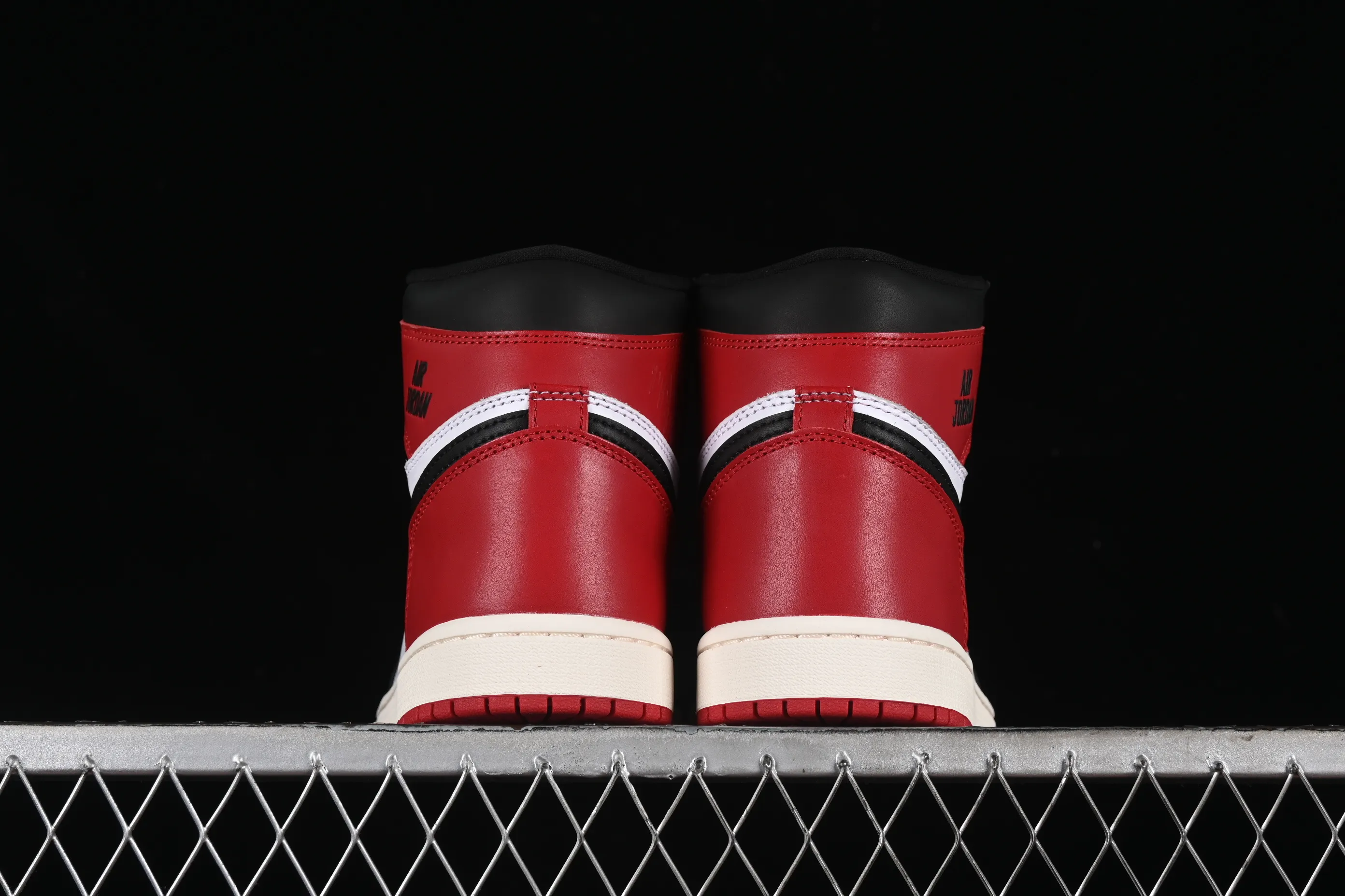 All categories Air Jordan Jordan series basketball shoes Air Jordan 1 High OG version Air Jordan 1 High OG "Black Toe Reimagined" AJ1 Joe 1 new black toe DZ5485-106